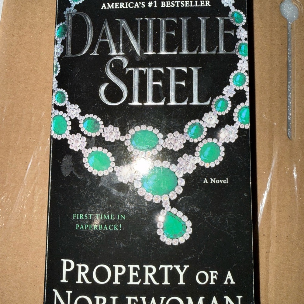 Property of a Noblewoman: A Novel - Paperback By Steel, Danielle Preowned